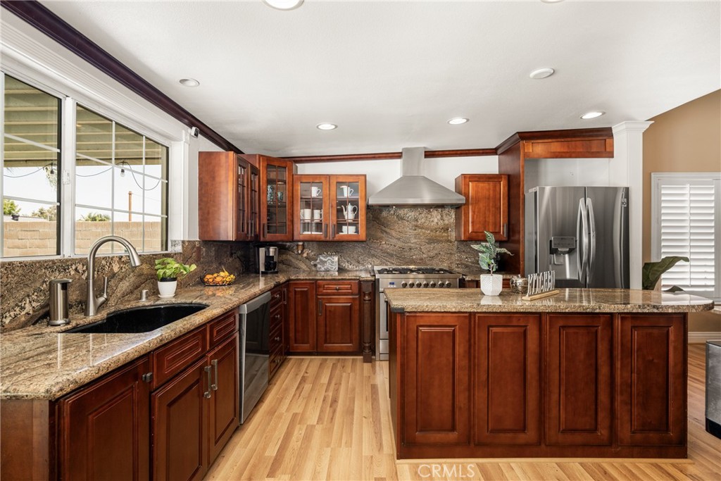 4353 E E Bluewater Circle