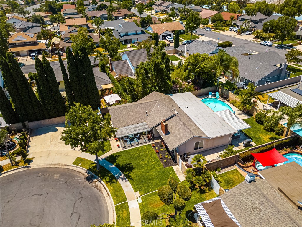 4353 E E Bluewater Circle