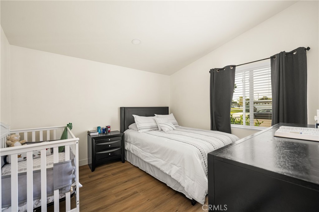 2025 W Dogwood Avenue