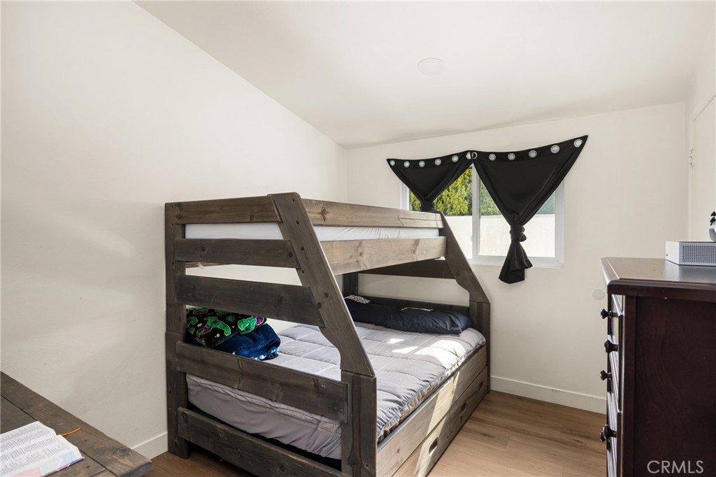 2025 W Dogwood Avenue