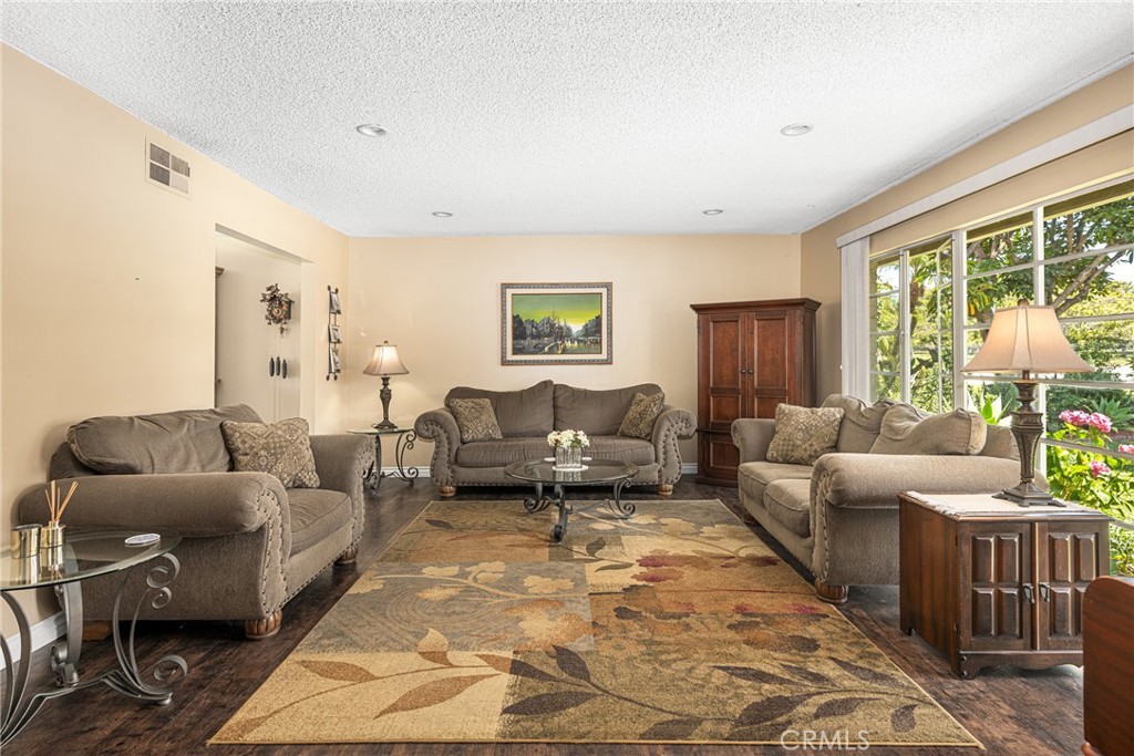 2218 N Mantle Lane