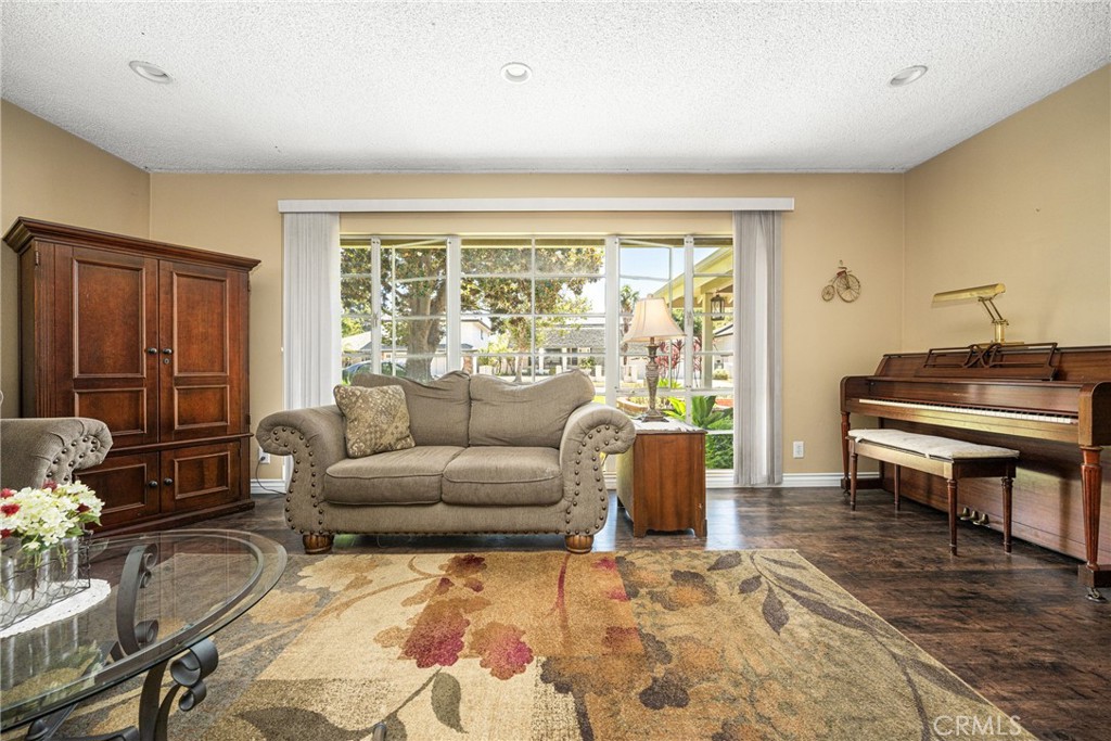 2218 N Mantle Lane