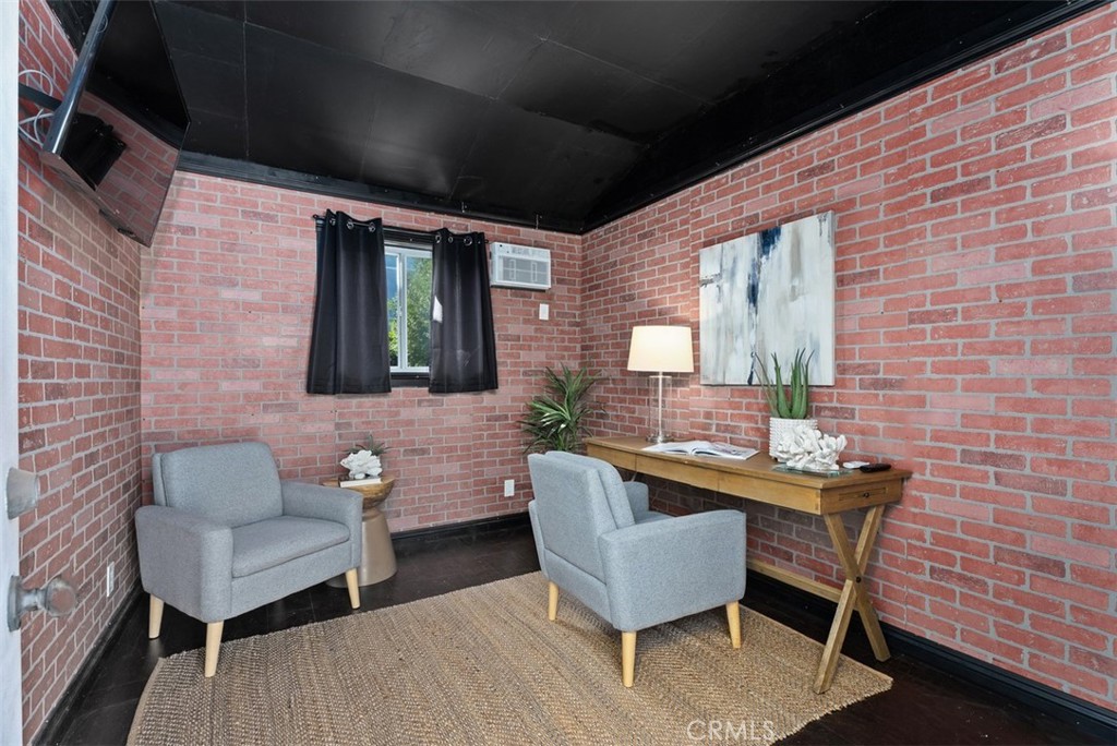 3831 Wisteria Street