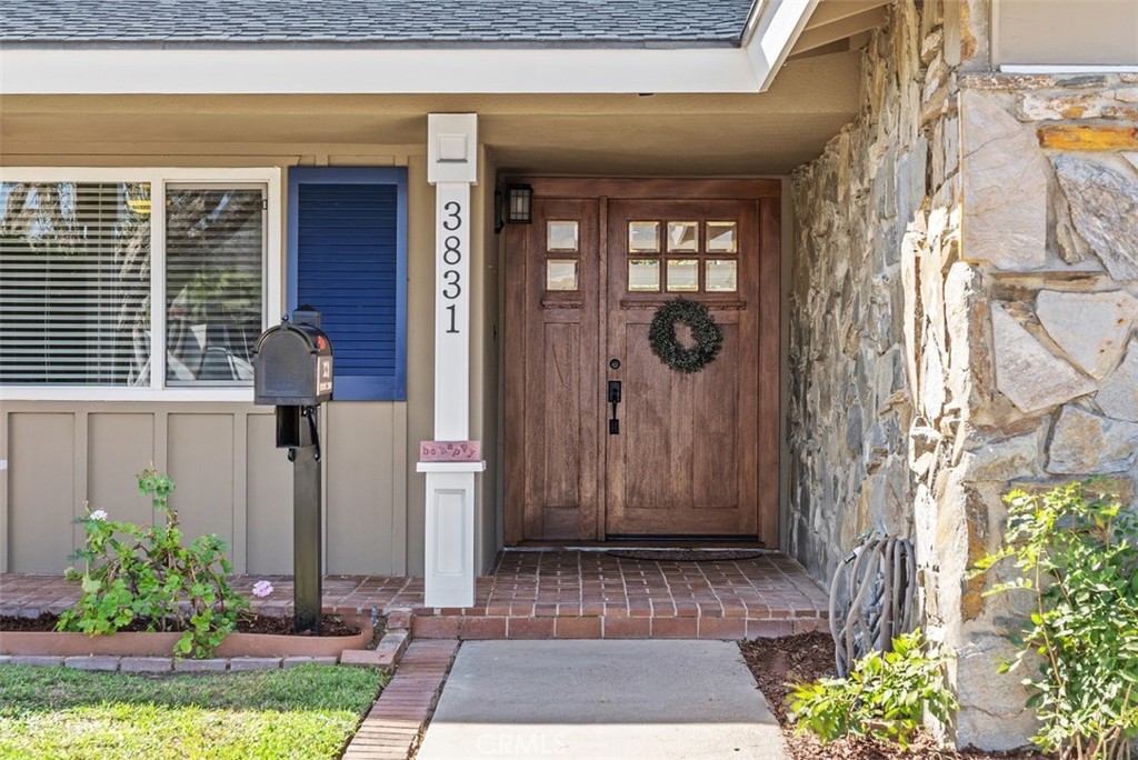 3831 Wisteria Street