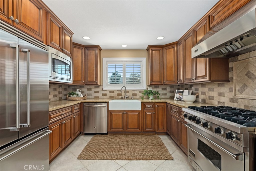 3831 Wisteria Street