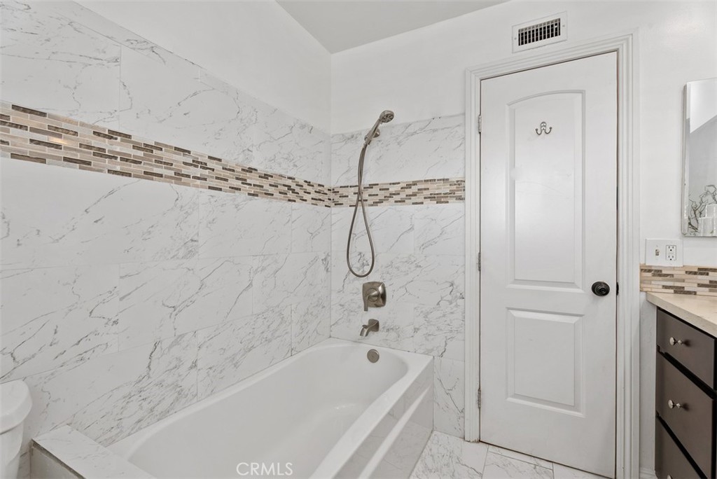 3831 Wisteria Street