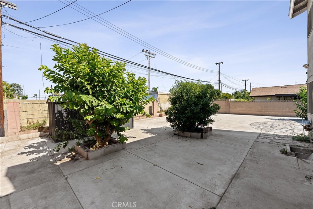 12232 Fieldgate Street