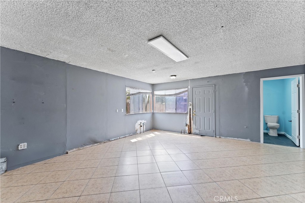 12232 Fieldgate Street