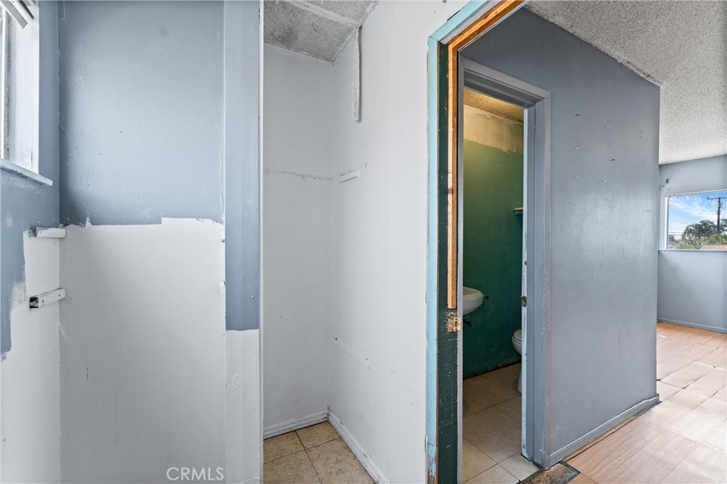 12232 Fieldgate Street