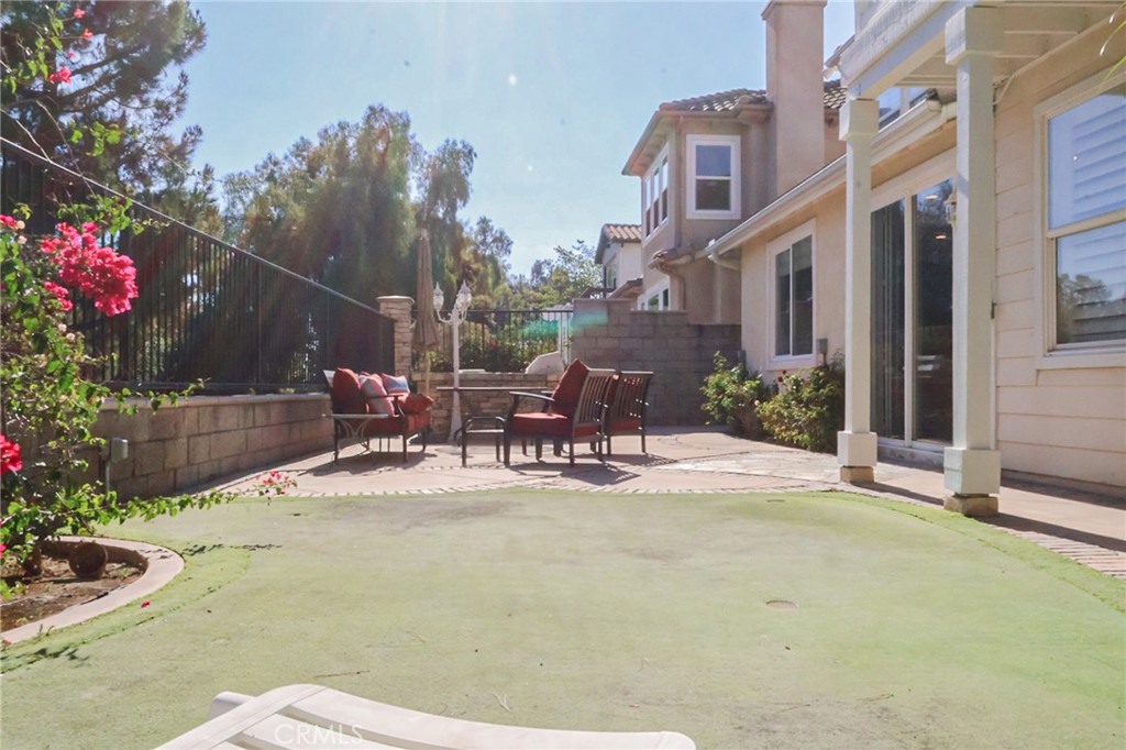 17160 Fremont Lane