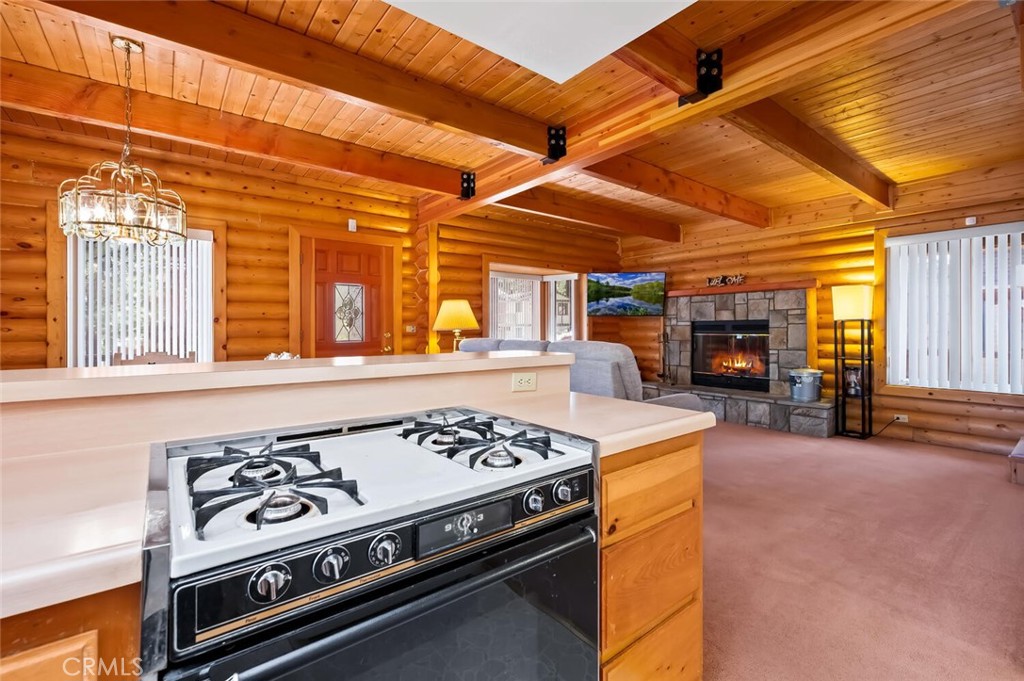1153 Pine Ridge Lane