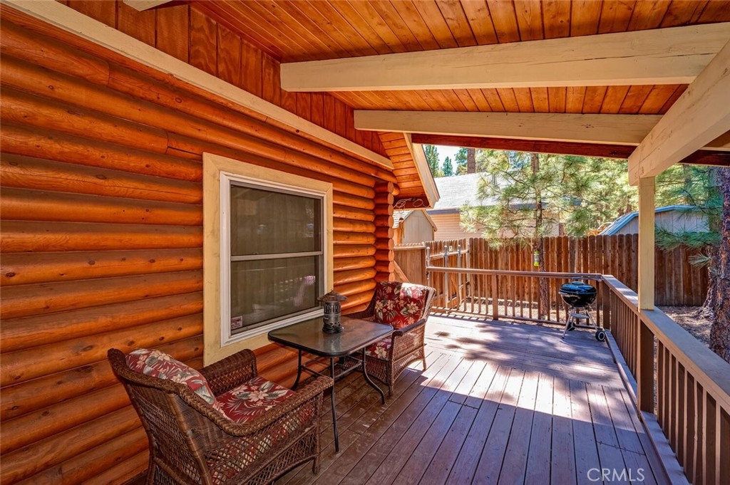 1153 Pine Ridge Lane