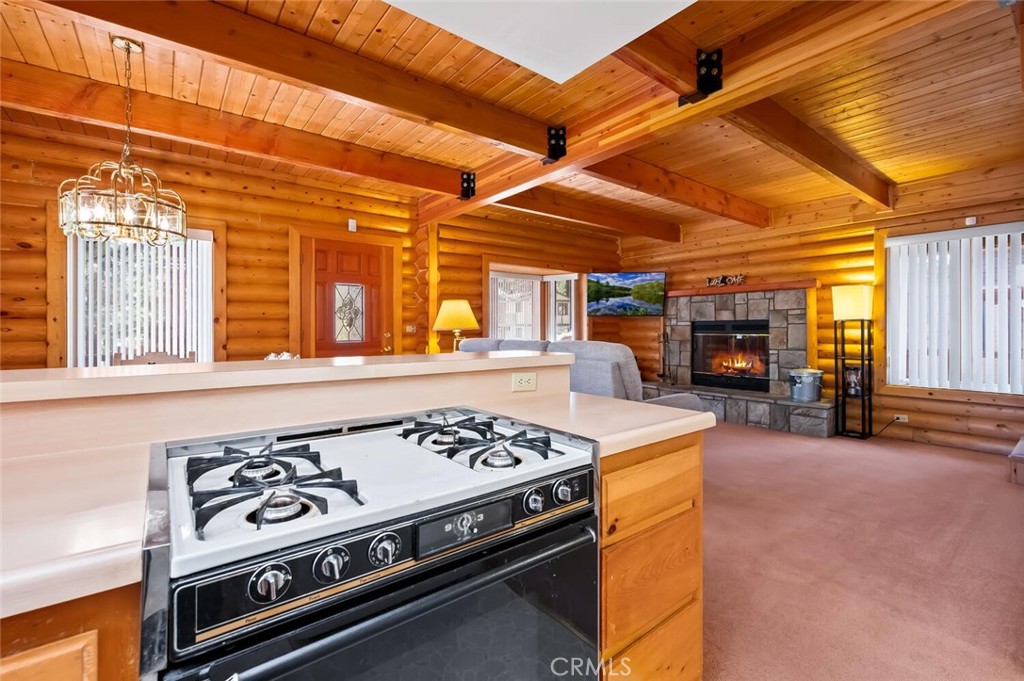 1153 Pine Ridge Lane