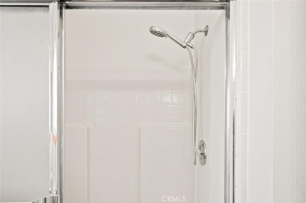 1153 Pine Ridge Lane