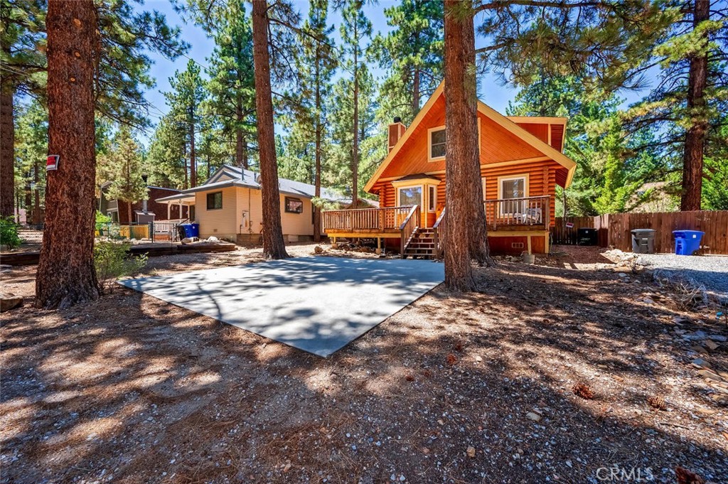 1153 Pine Ridge Lane