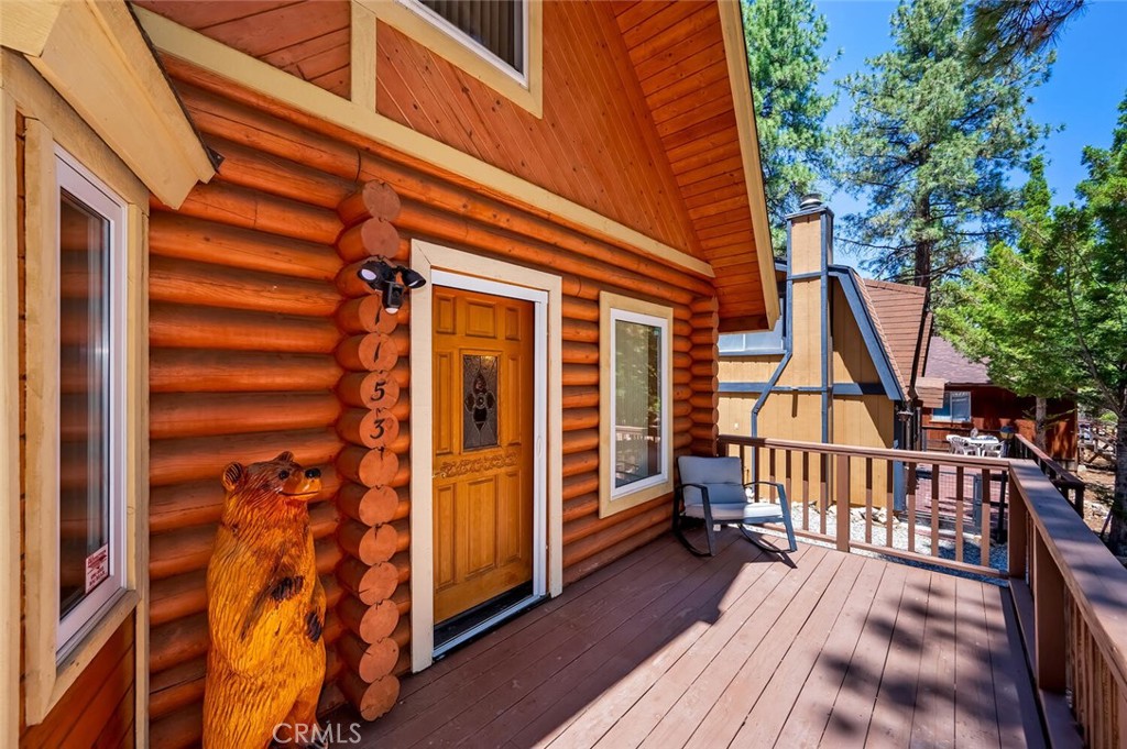 1153 Pine Ridge Lane