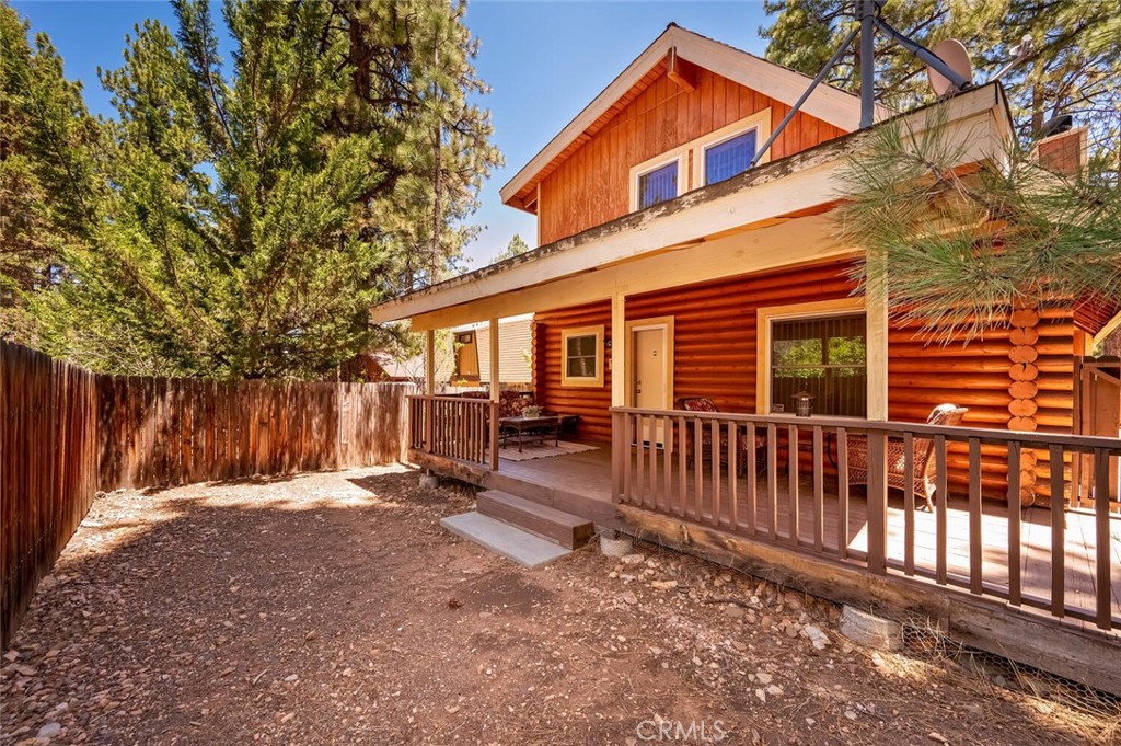 1153 Pine Ridge Lane