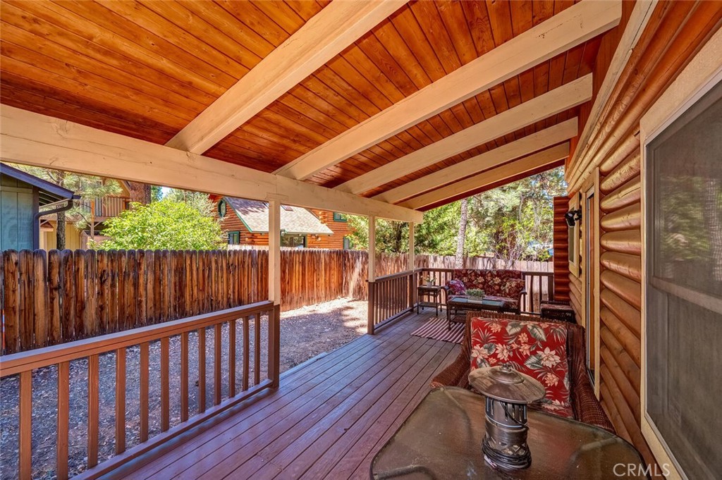 1153 Pine Ridge Lane