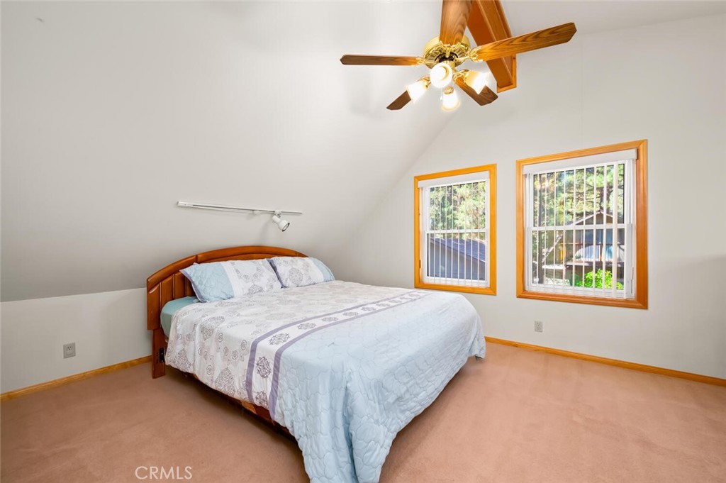 1153 Pine Ridge Lane