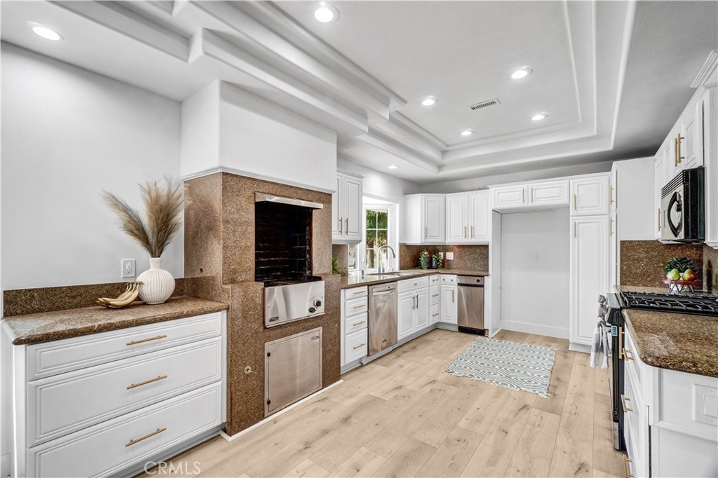 320 North Normandy Place