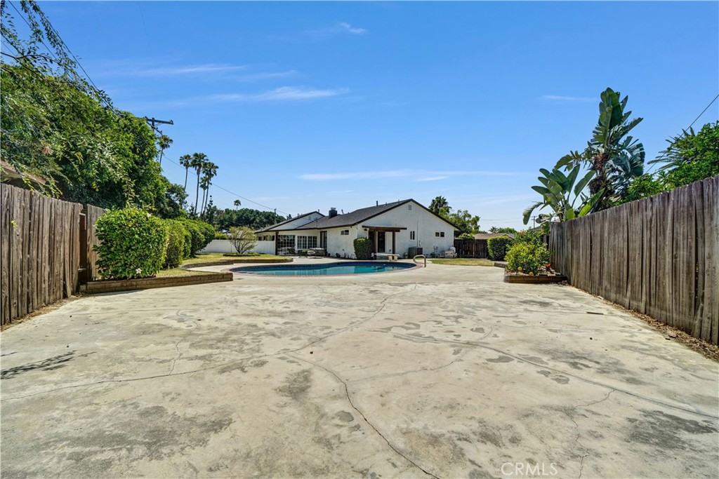 320 North Normandy Place