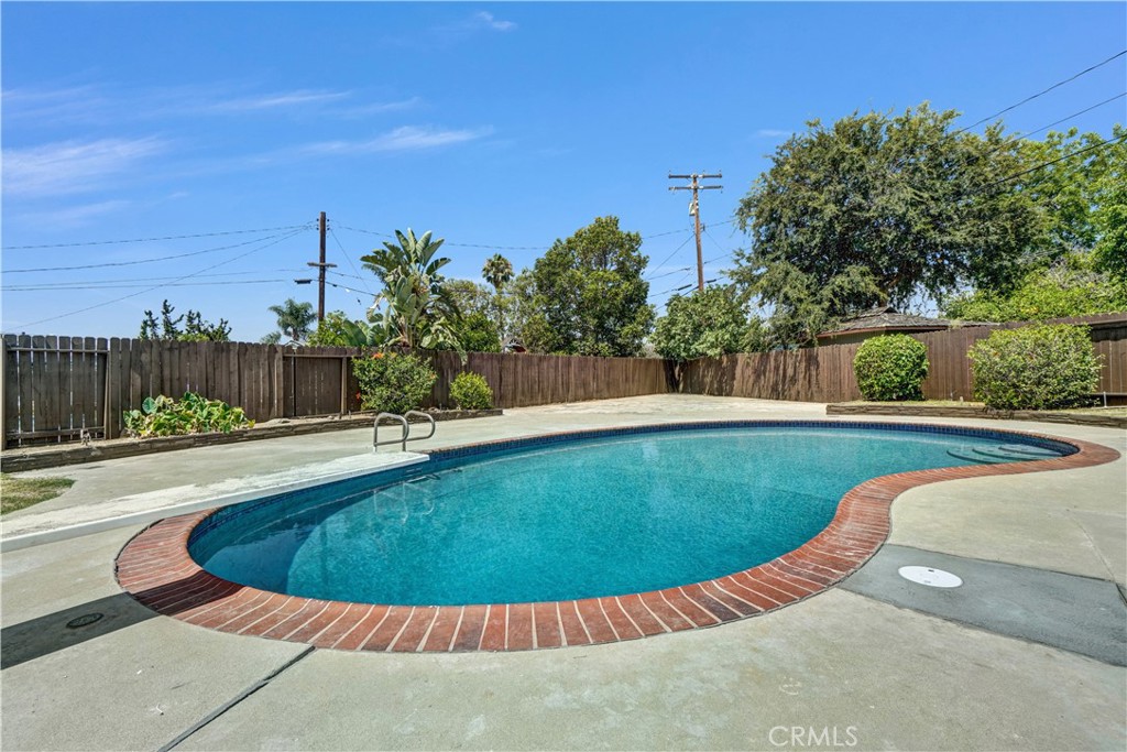 320 North Normandy Place