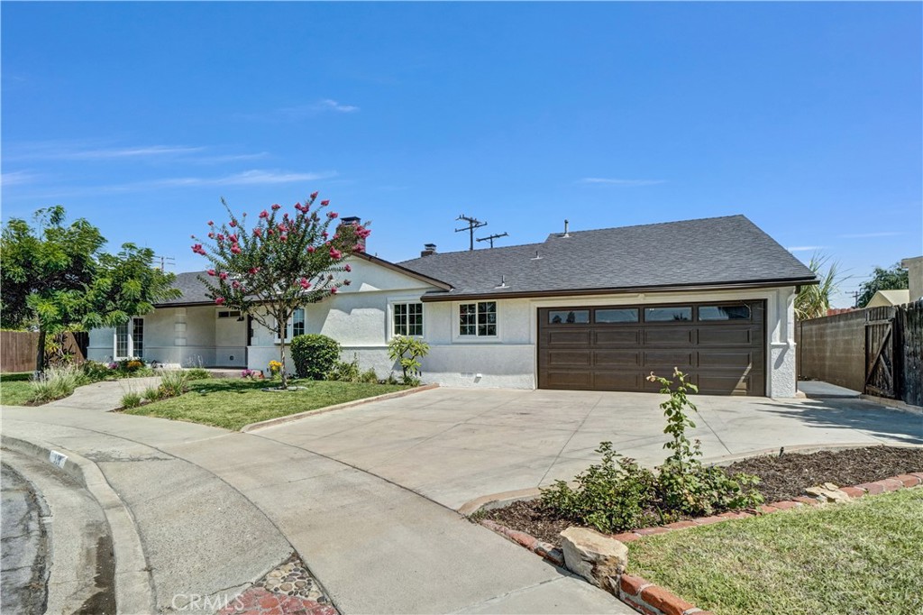 320 North Normandy Place