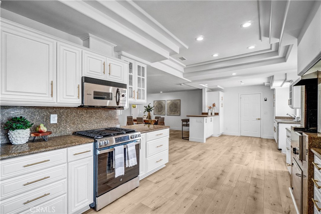 320 North Normandy Place