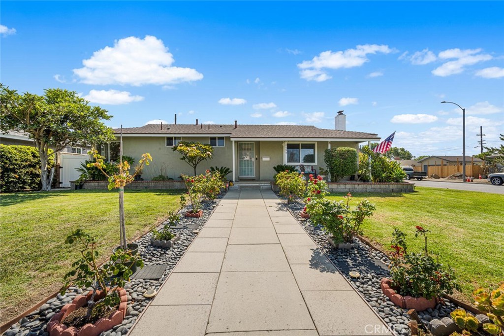 1754 S Norfolk Lane