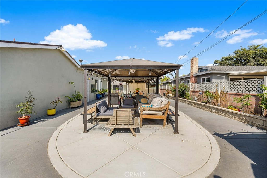 1754 S Norfolk Lane