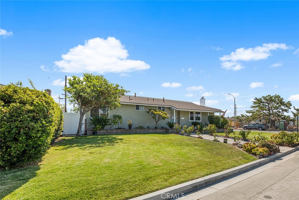 1754 S Norfolk Lane