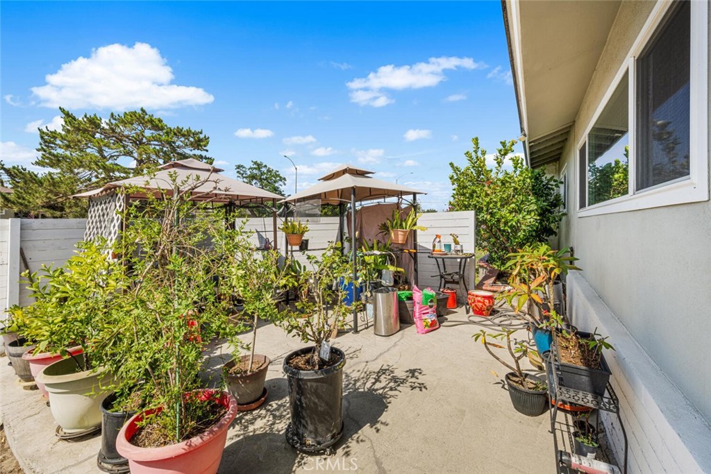 1754 S Norfolk Lane