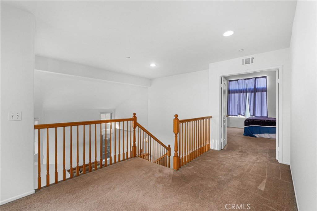 17289 Eastview Drive