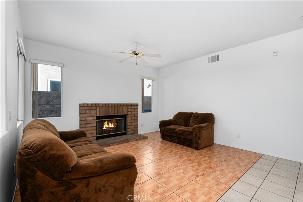 17289 Eastview Drive