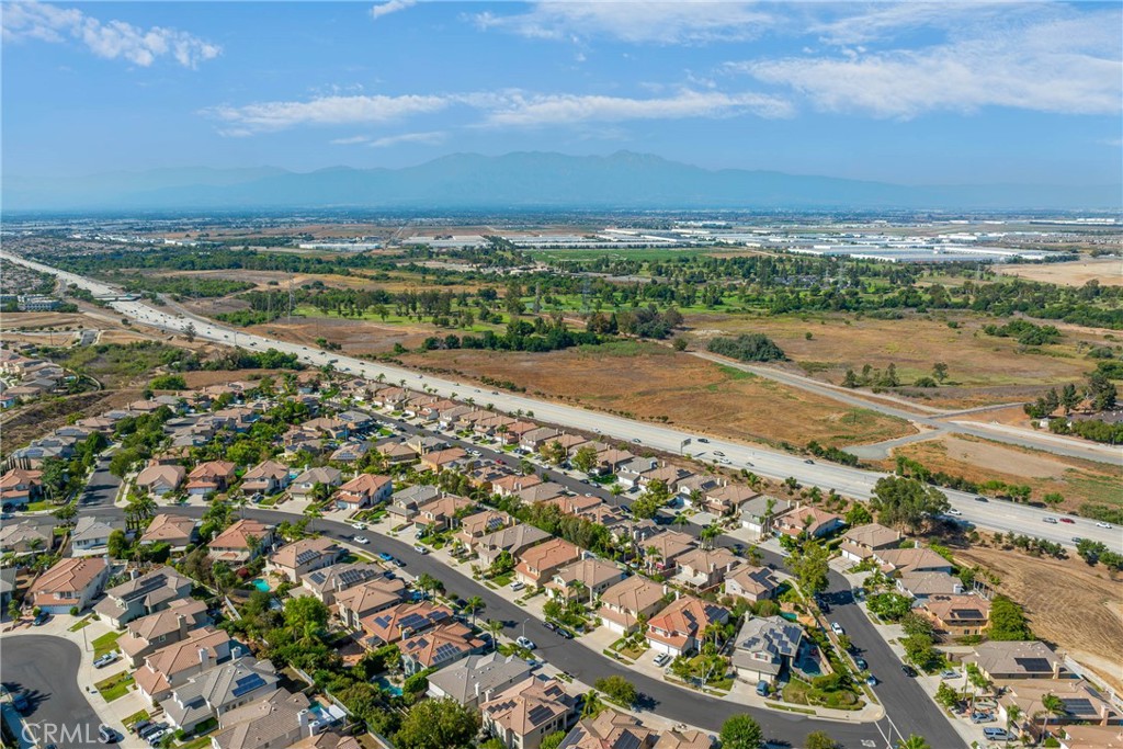 17289 Eastview Drive