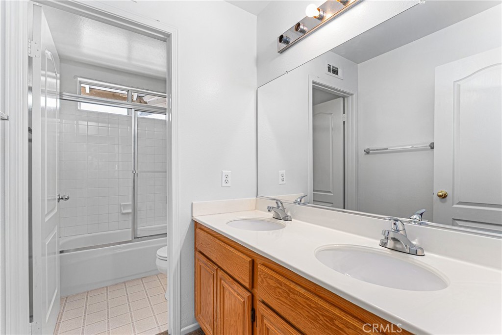 17289 Eastview Drive