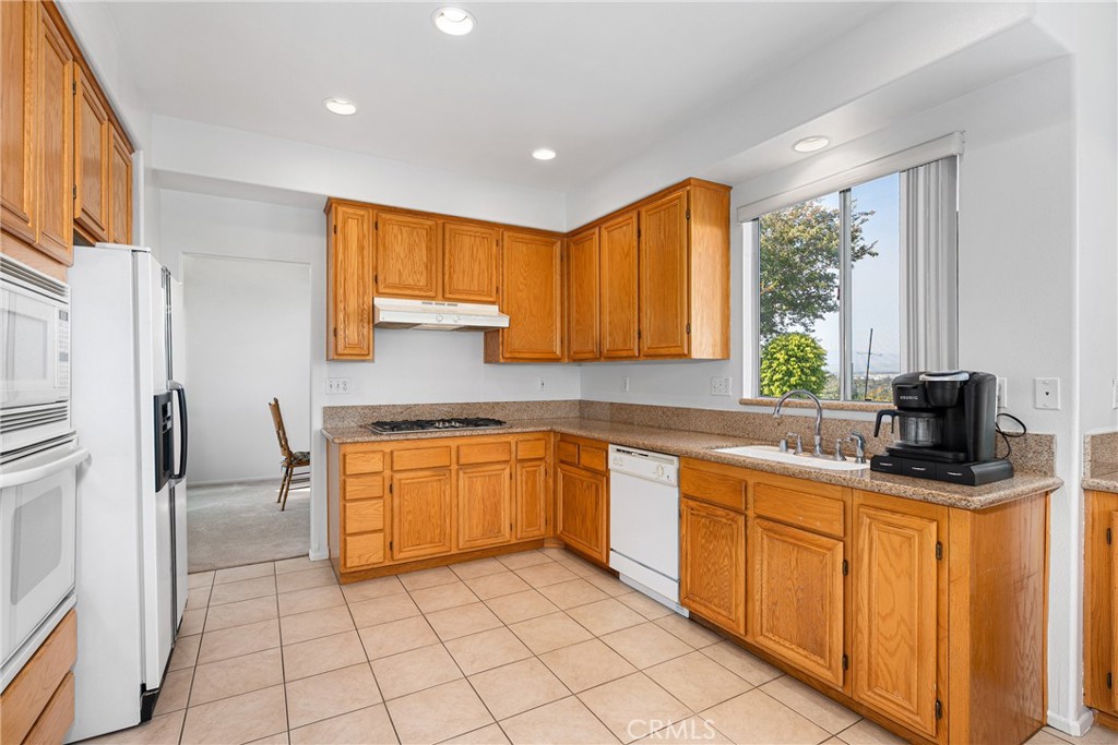 17289 Eastview Drive