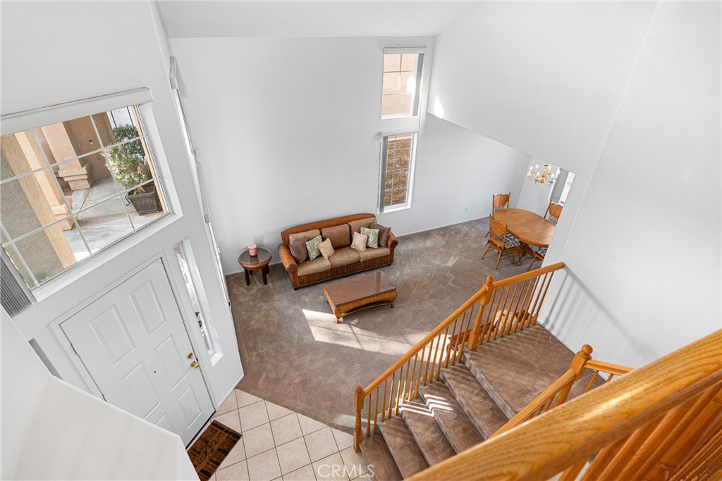 17289 Eastview Drive