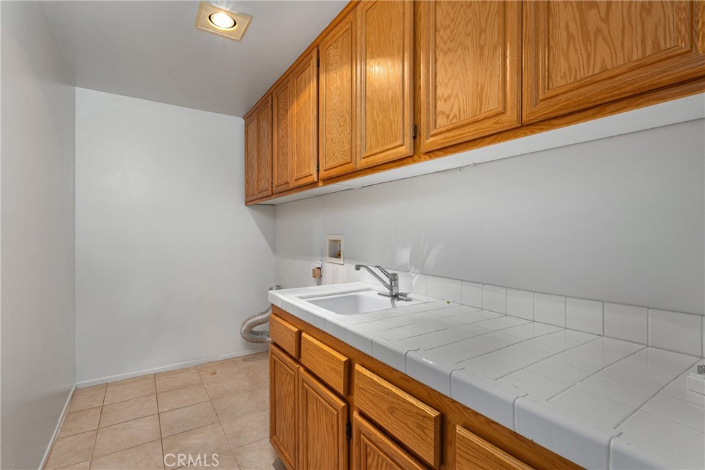 17289 Eastview Drive