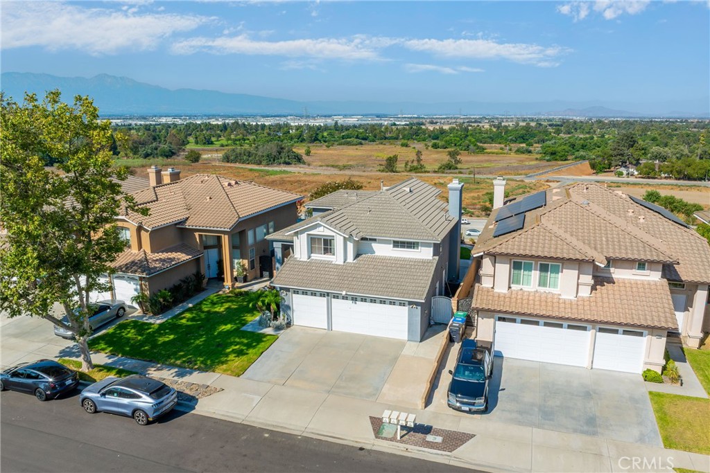 17289 Eastview Drive