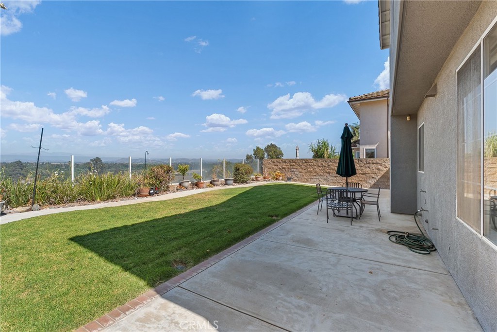 17289 Eastview Drive