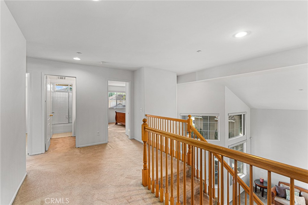 17289 Eastview Drive