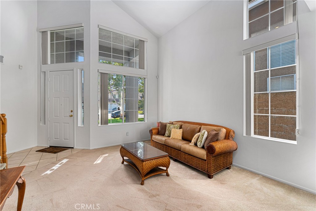 17289 Eastview Drive