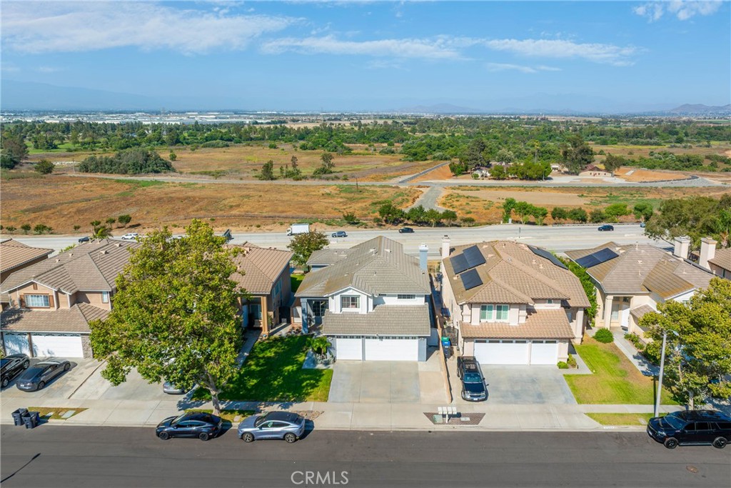 17289 Eastview Drive