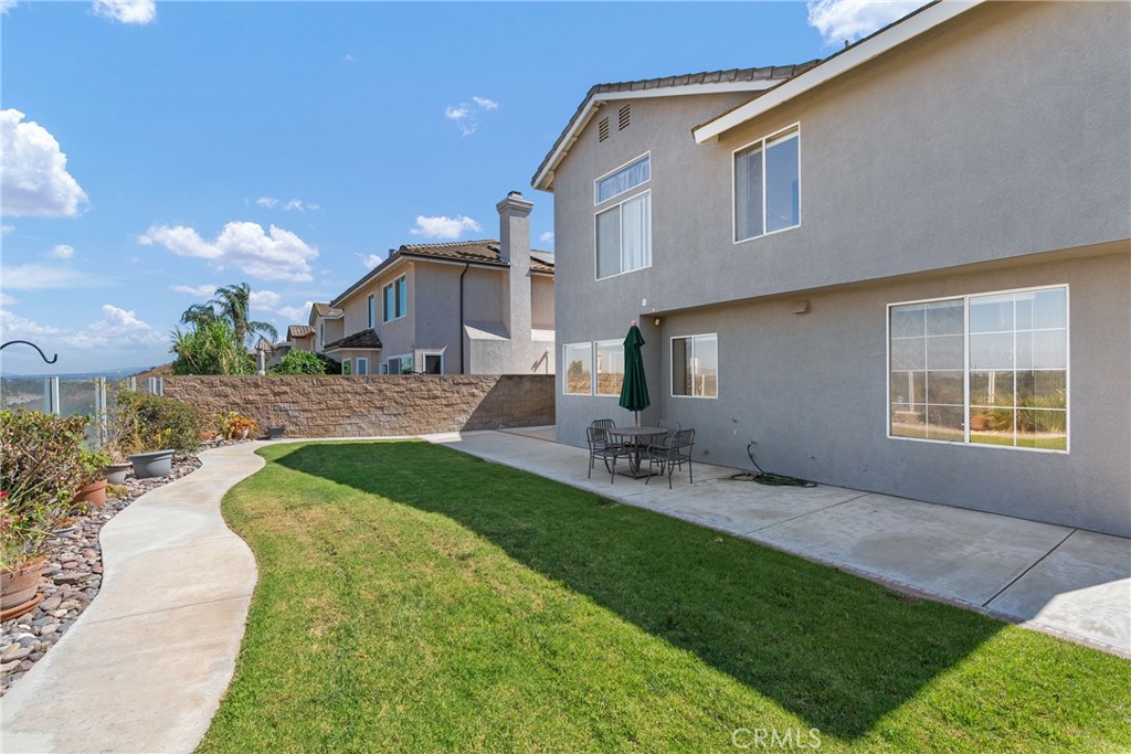 17289 Eastview Drive