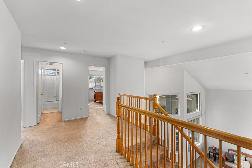 17289 Eastview Drive