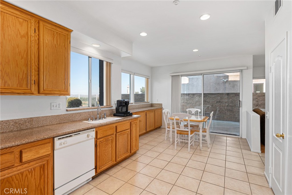 17289 Eastview Drive