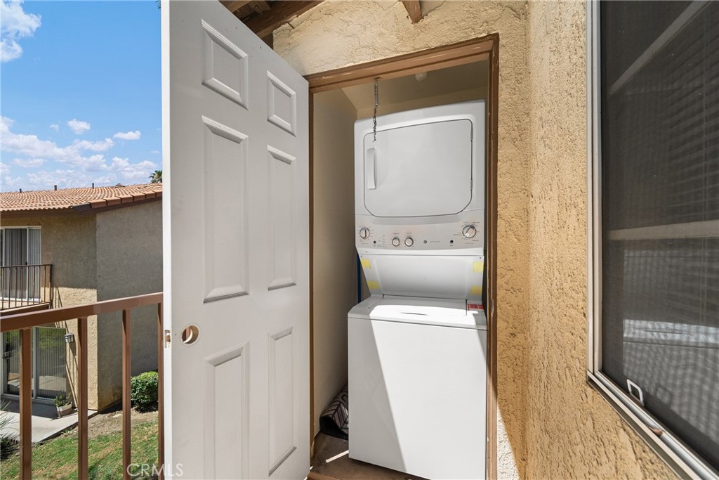 1365 Crafton Avenue 2073