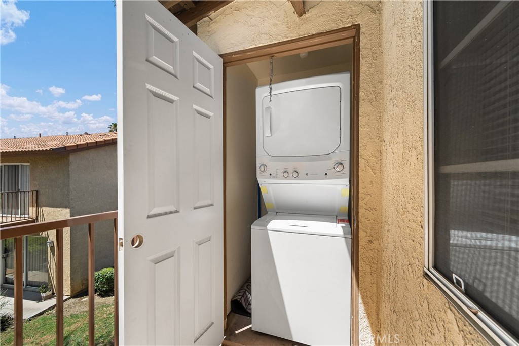 1365 Crafton Avenue 2073