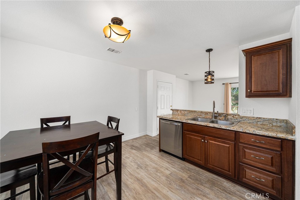 1365 Crafton Avenue 2073